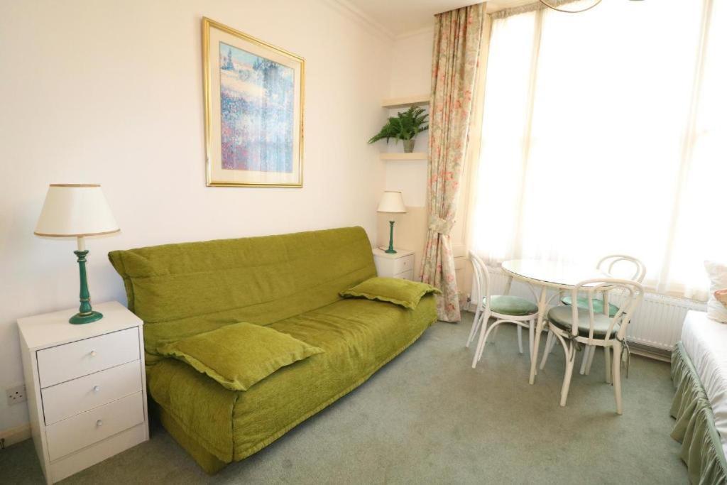 Apartamento Fabulous Split Level Studio Hyde Park H3 *